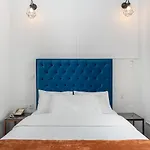 5 2* Lisbon
