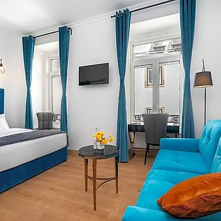 5 Hotel 2*
